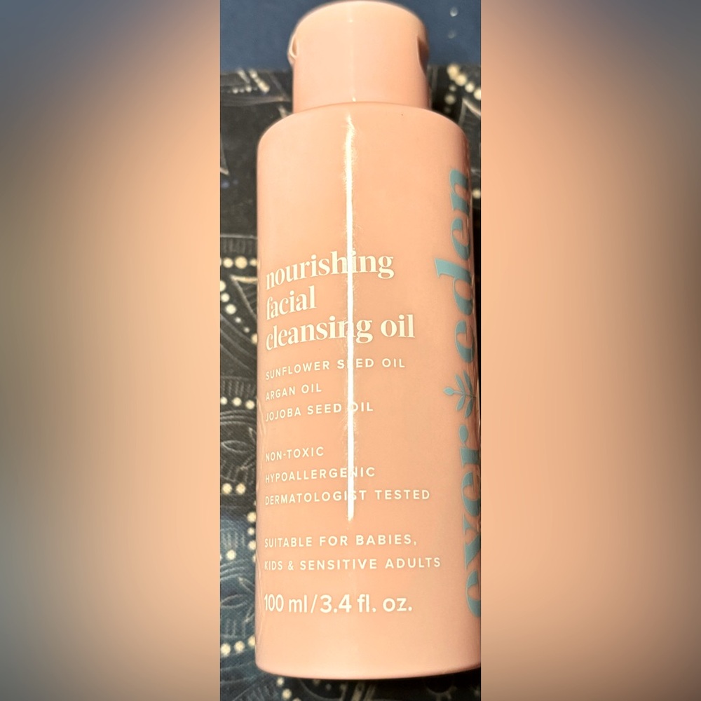 Evereden Nourishing Facial Cleansing Oil